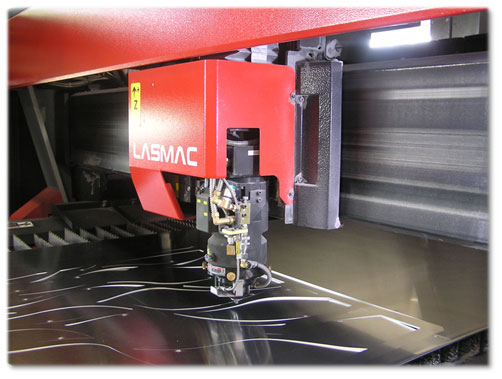 Red laser design cutting machine cutting design in metal
